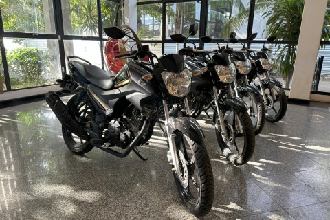 Prefeitura realiza entrega oficial de motos 0km para ganhadores do “IPTU Premiado e Emplaca Barra 2024