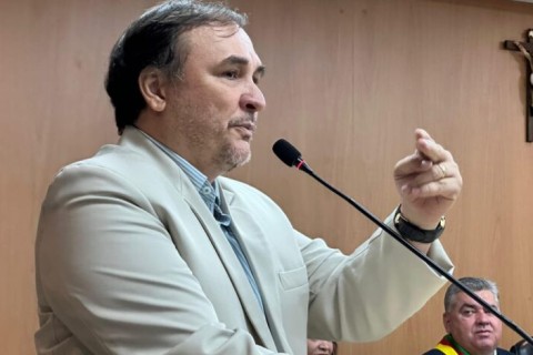 Alex Matos é eleito por unanimidade para à presidência da Câmara de Barra do Garças