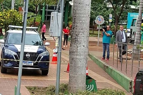 Corpo em estado de decomposição é encontrado dentro de viatura da polícia em MT