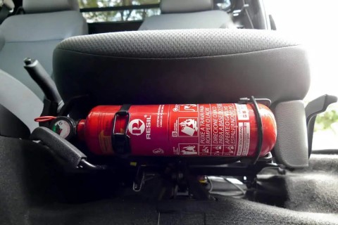 Extintor de incêndio em carros pode voltar a ser item obrigatório