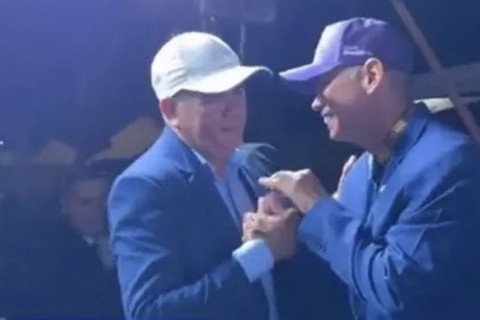 Prefeito de MT toma posse durante festa essa madrugada (1º) e Wilza foi eleita presidente da Câmara após recuo de Vini JackA eleição da mesa,
